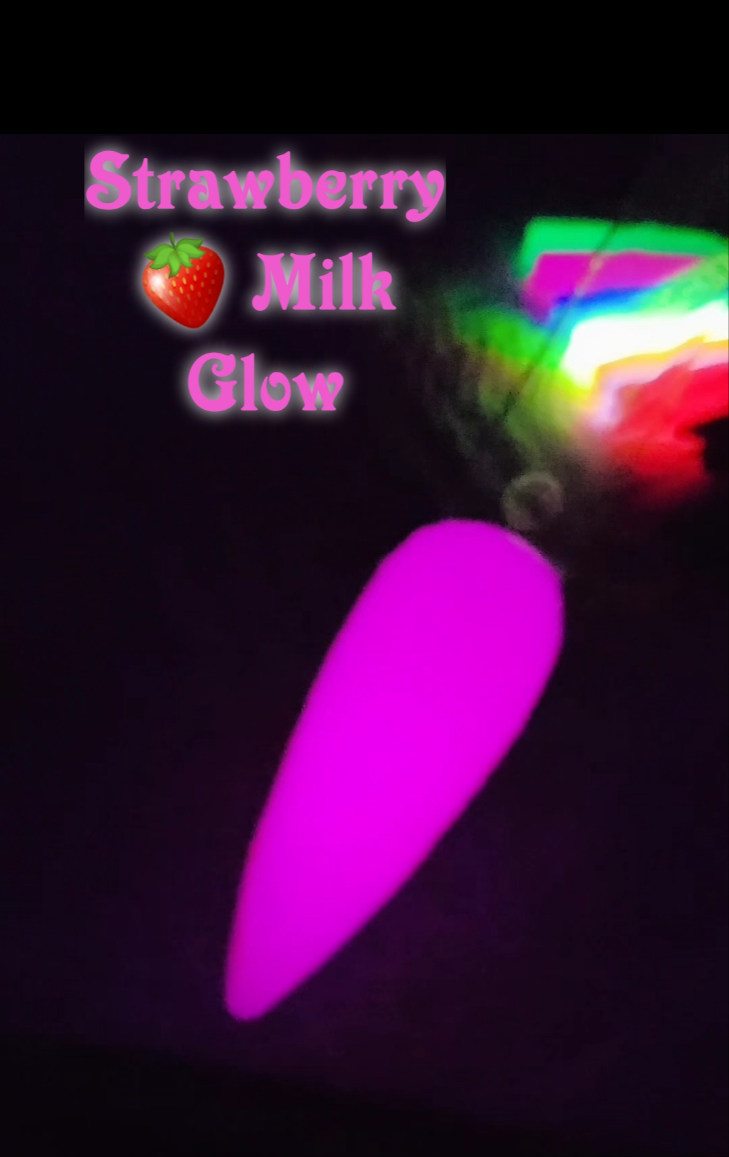 Strawberry milk glow thermal/Glow dip powder