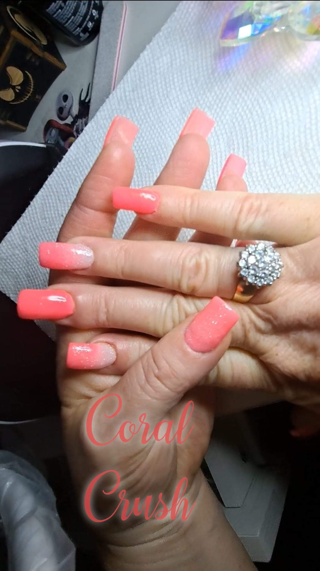 Coral Crush, nail dip powder