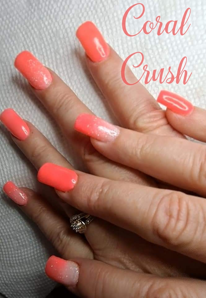 Coral Crush, nail dip powder