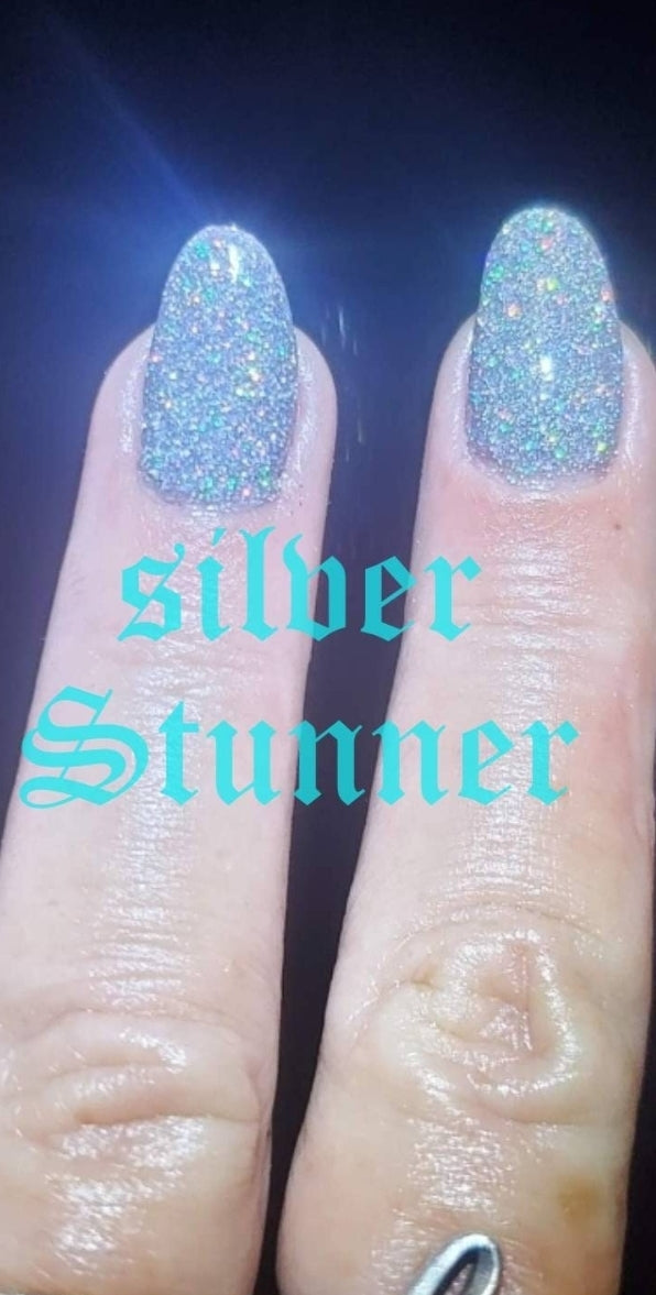 Silver Stunner, silver halographic glitter dip powder